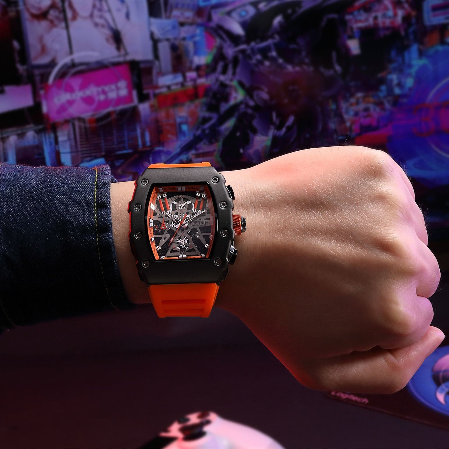 MEGIR Luxury Outdoor Sport Wristwatch for Men Silicone Waterproof